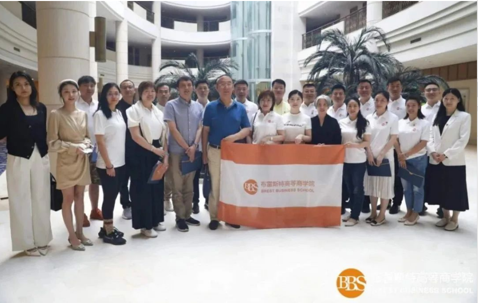 共繪一場(chǎng)山城記憶 | 布雷斯特高等商學(xué)院6月重慶游學(xué)之旅圓滿落幕